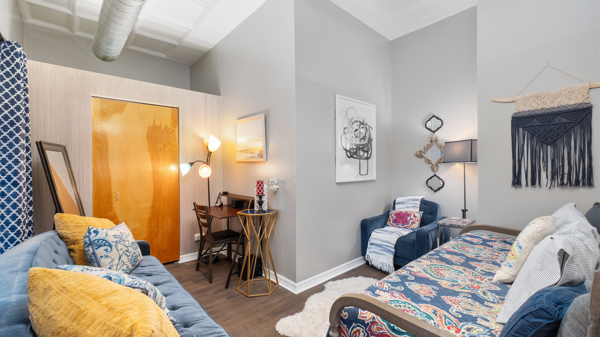 1307 S Wabash Avenue Unit: 213