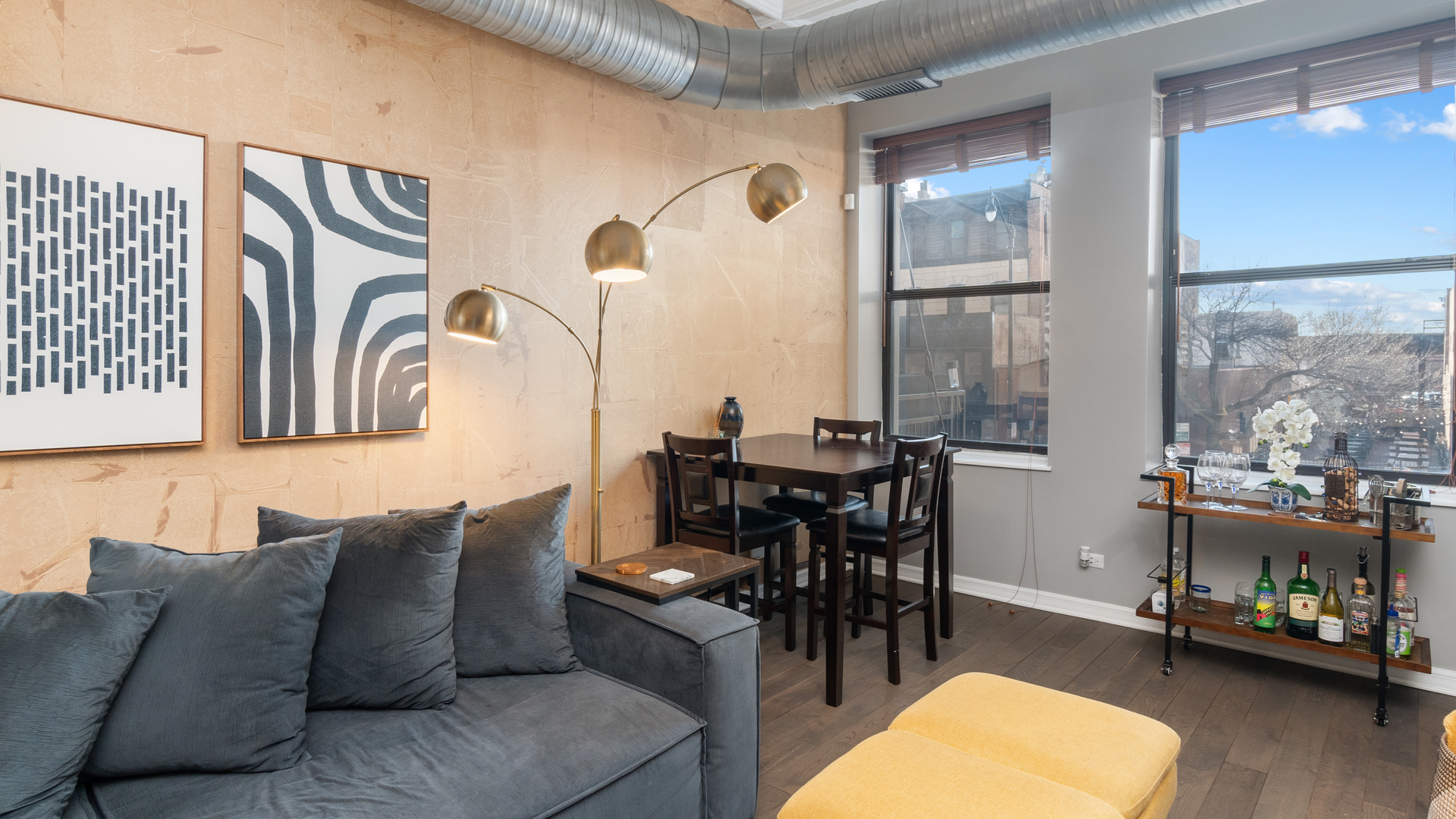 1307 S Wabash Avenue Unit: 213