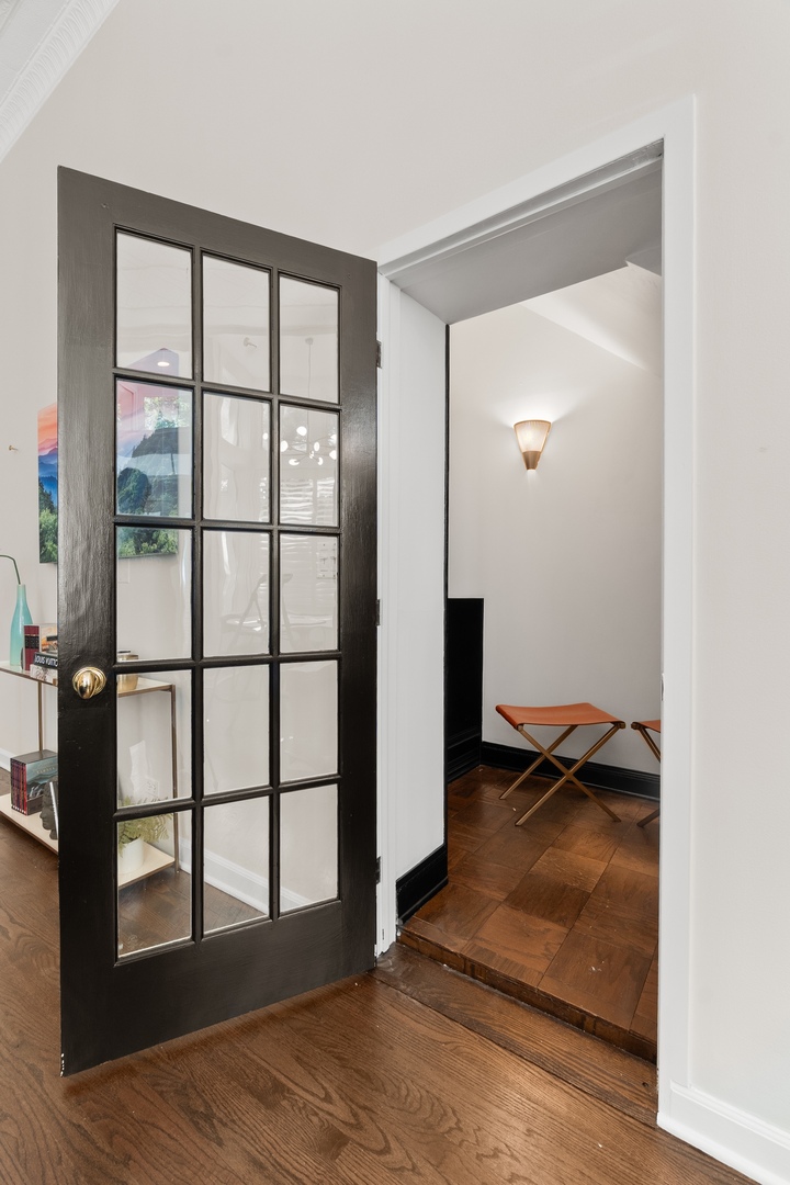 1914 N Sheffield Avenue Unit: 1