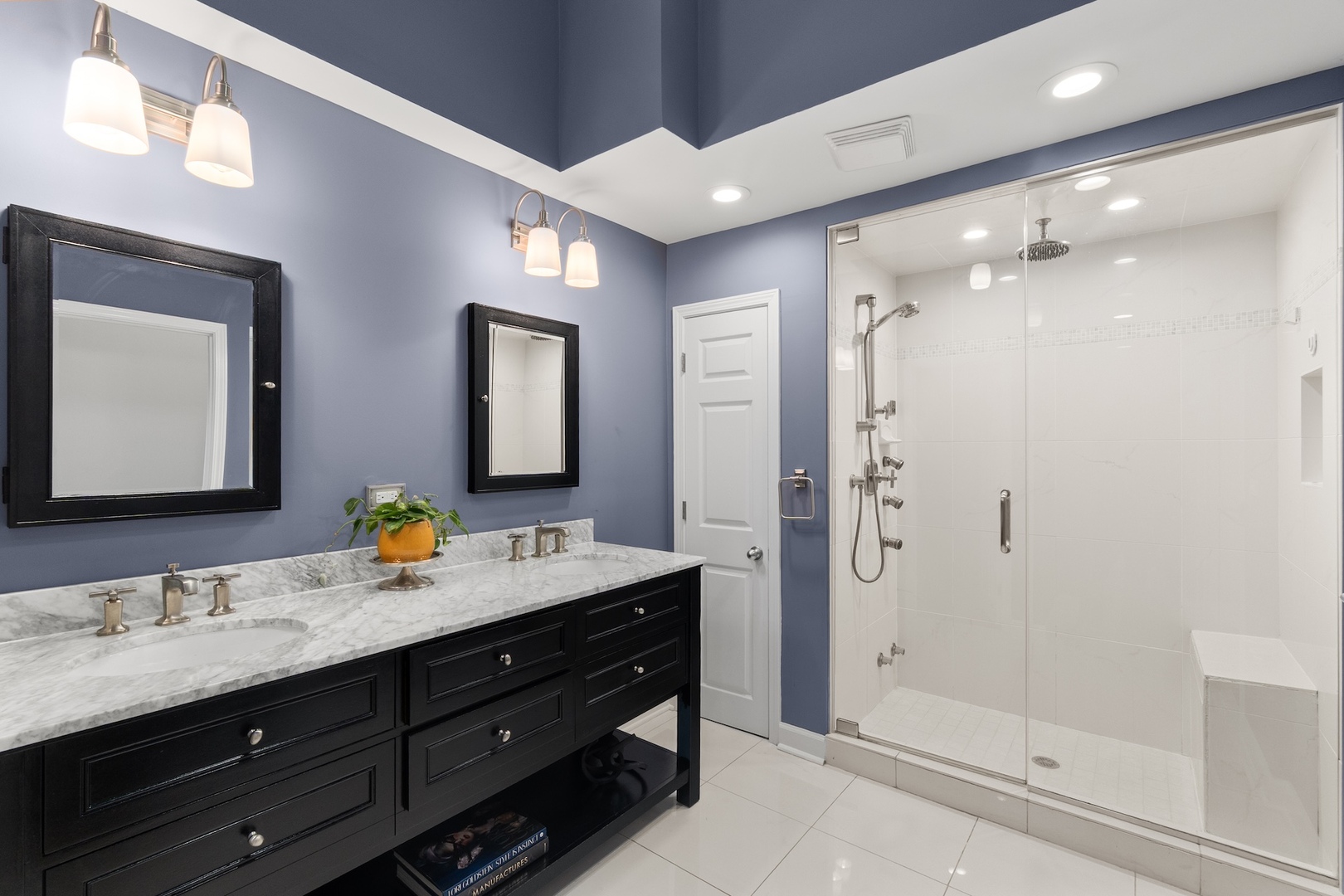 1914 N Sheffield Avenue Unit: 1