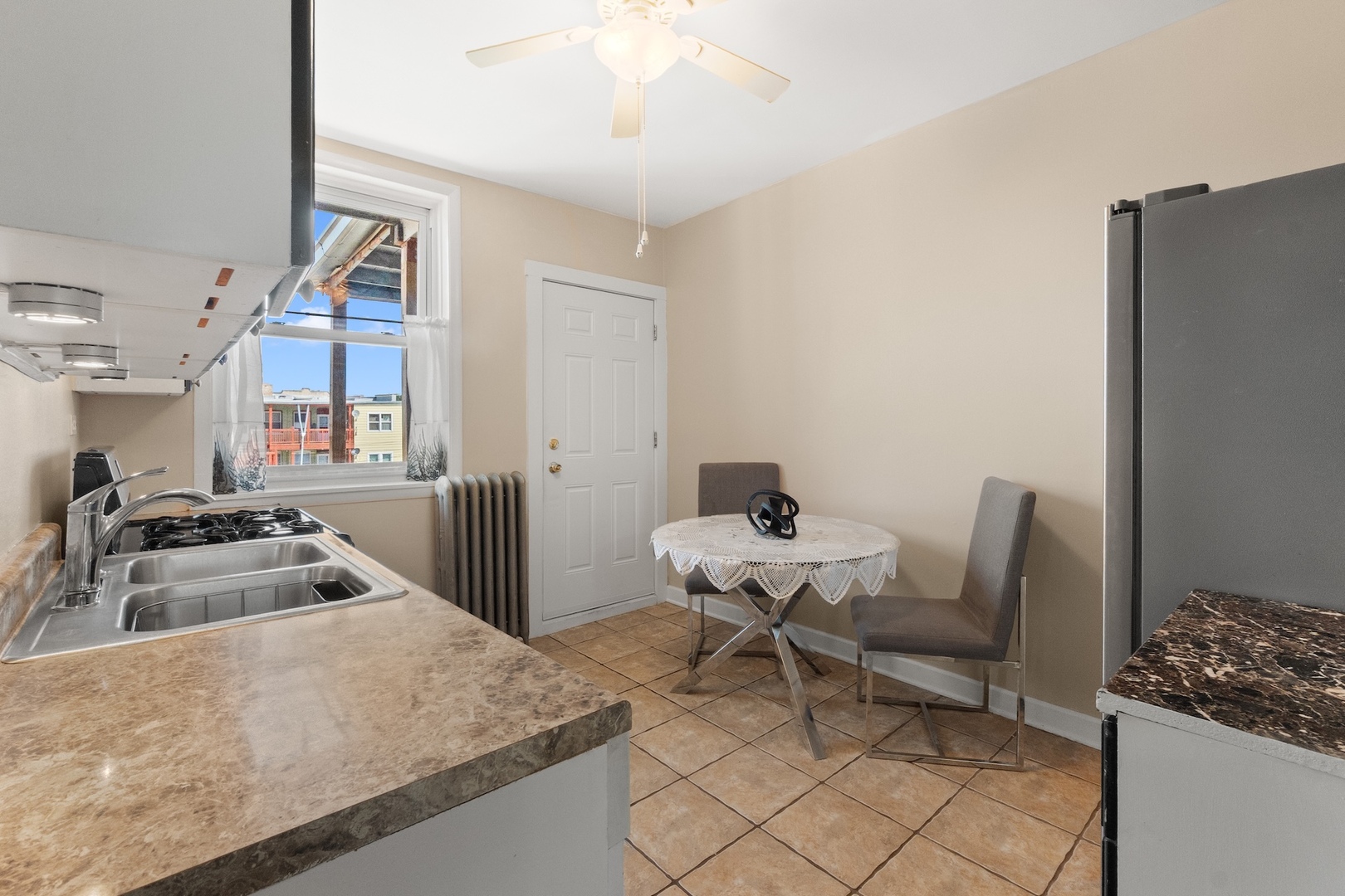 3752 W Giddings Street Unit: 3