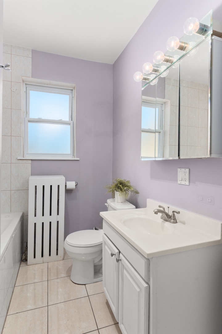 3752 W Giddings Street Unit: 3