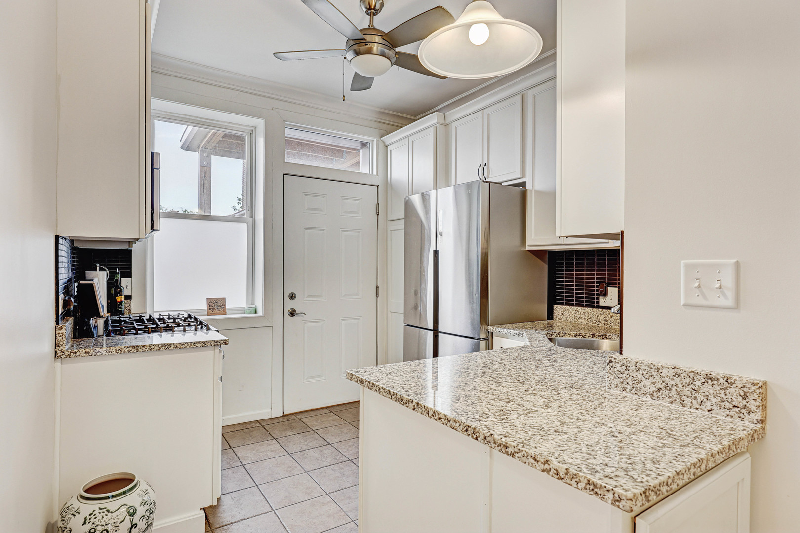 4903 N Monticello Avenue Unit: 3