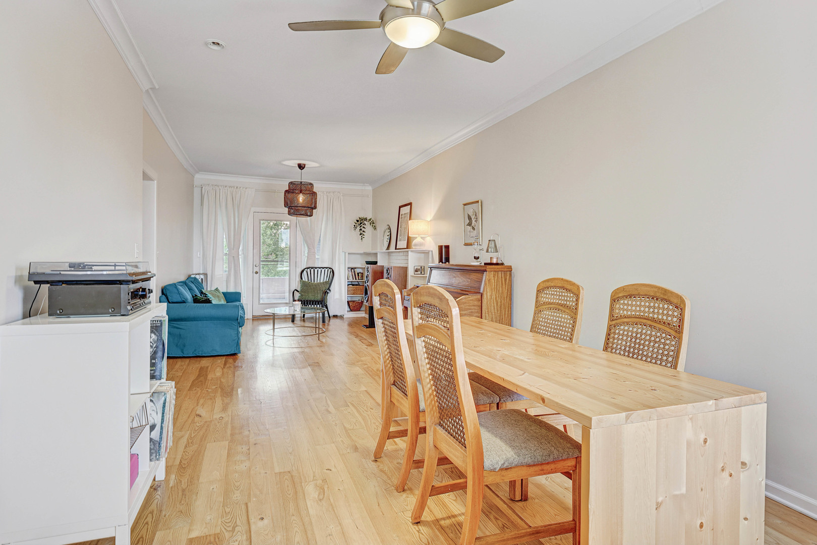 4903 N Monticello Avenue Unit: 3