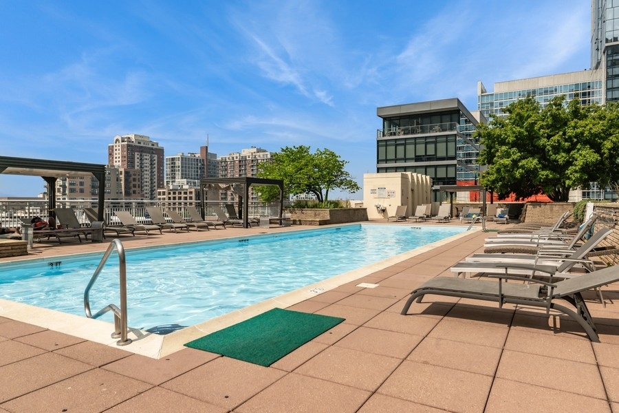 1400 S Michigan Avenue Unit: 1003