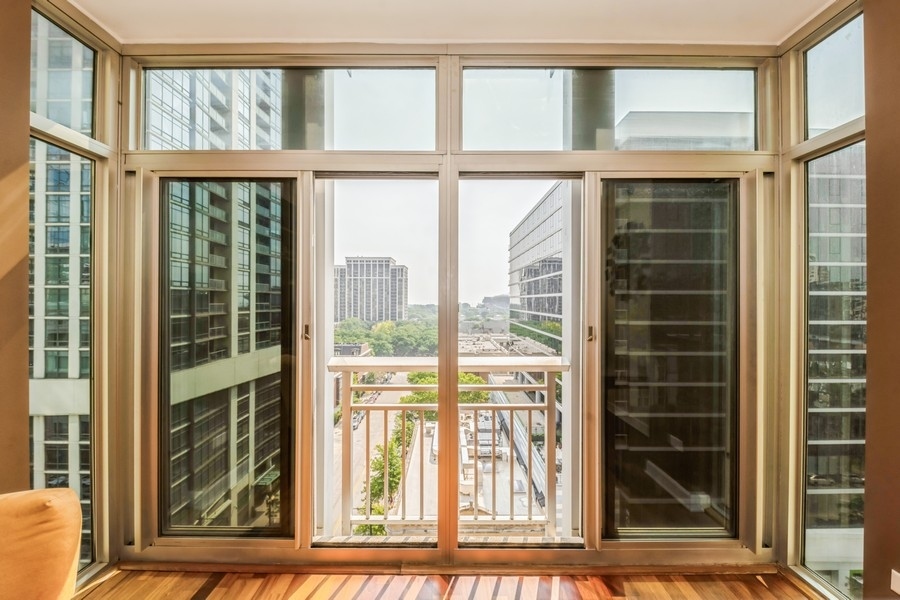 1400 S Michigan Avenue Unit: 1003