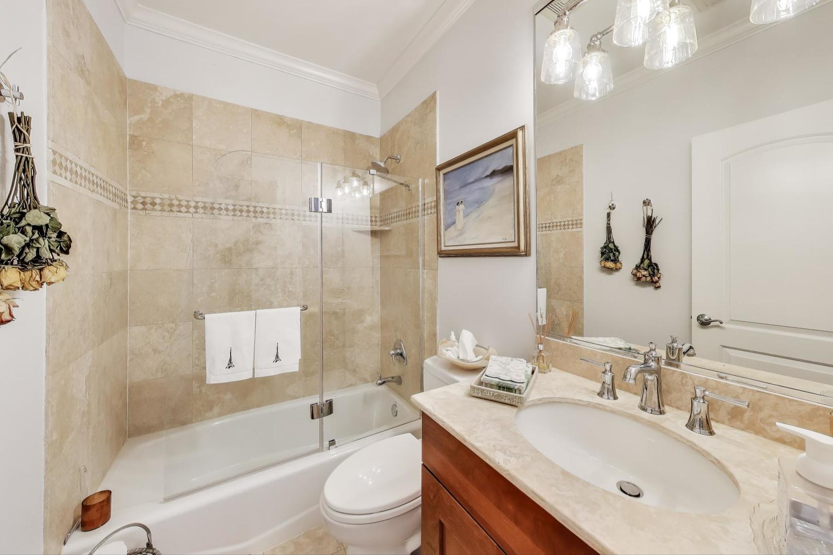 920 W Barry Avenue Unit: 1