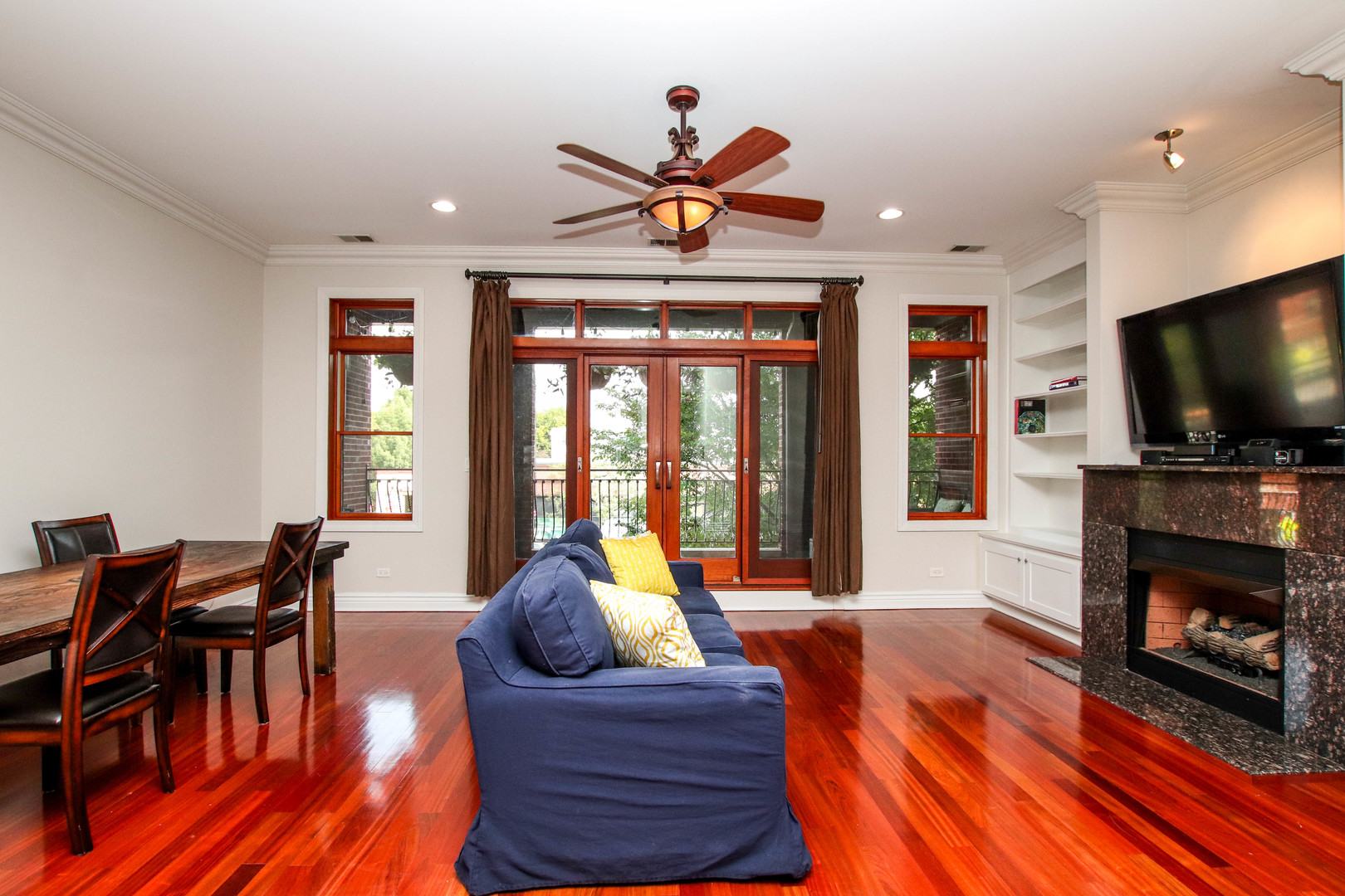 2521 W North Avenue Unit: A