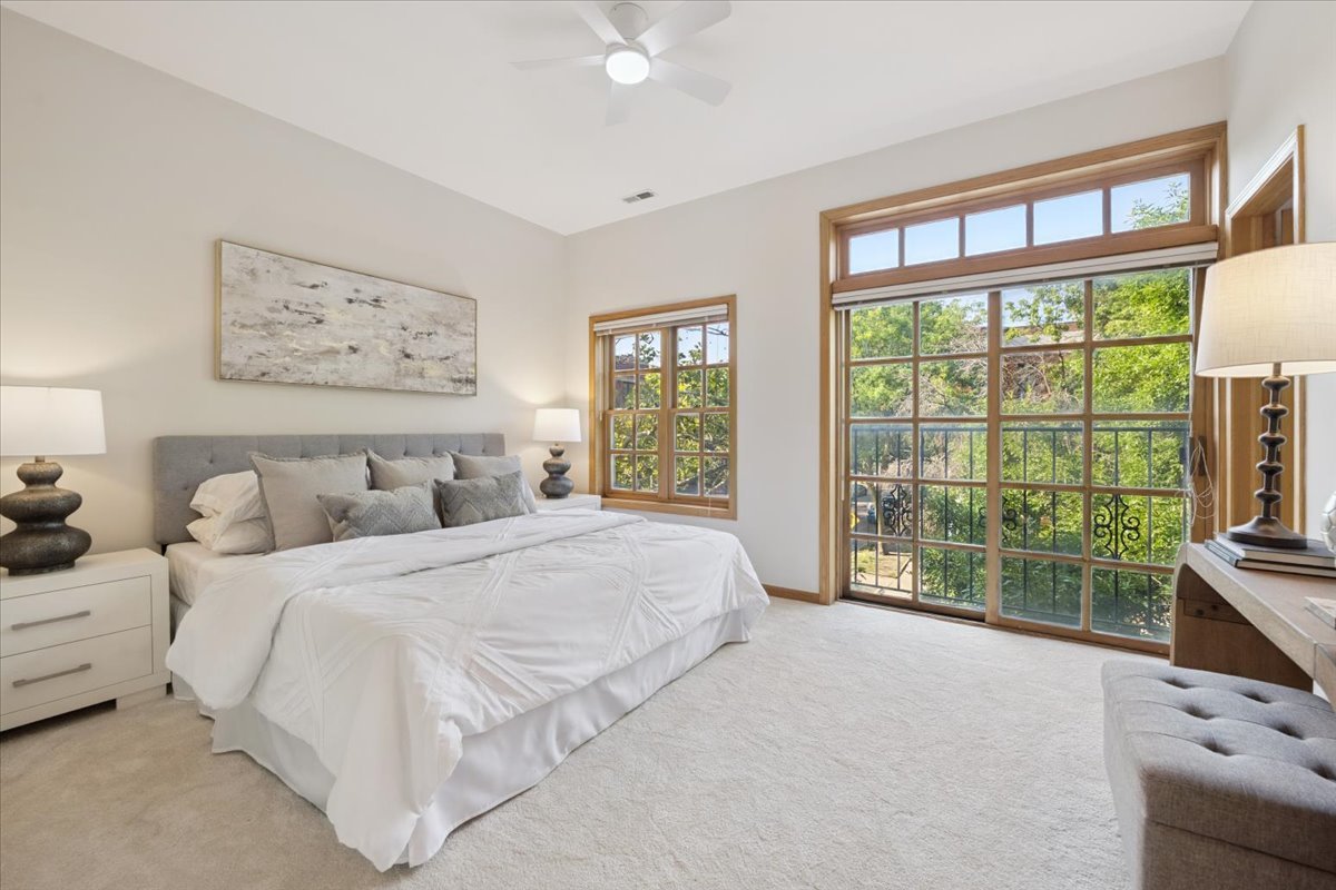 2855 N MILDRED Street Unit: 3N