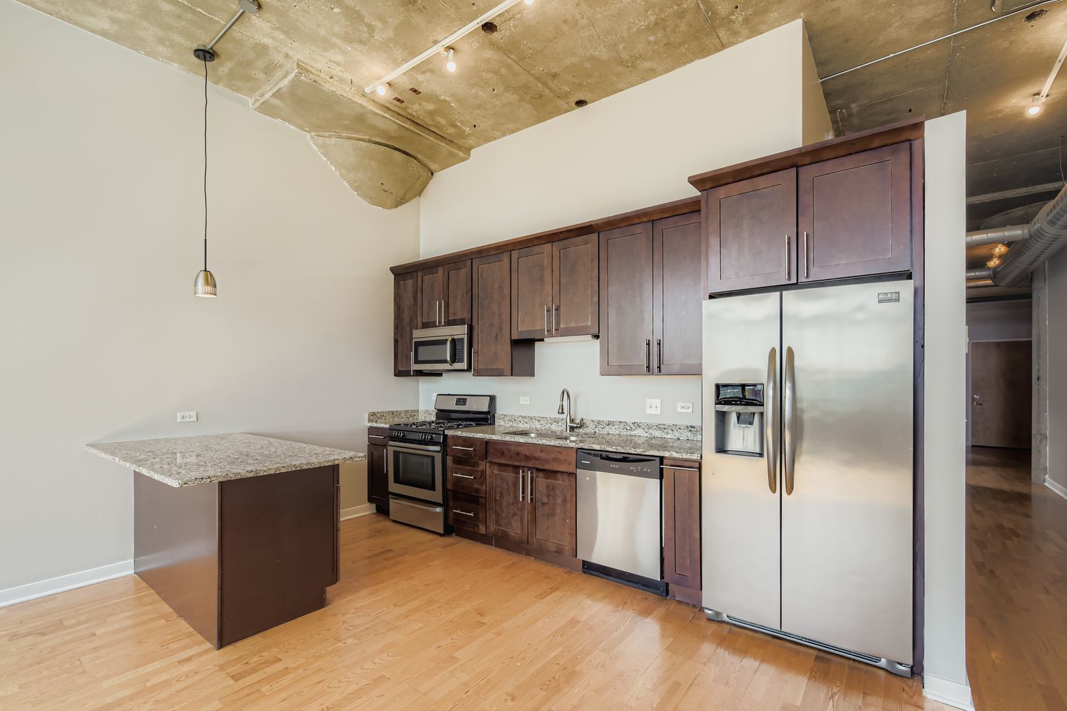 3963 W Belmont Avenue Unit: 336