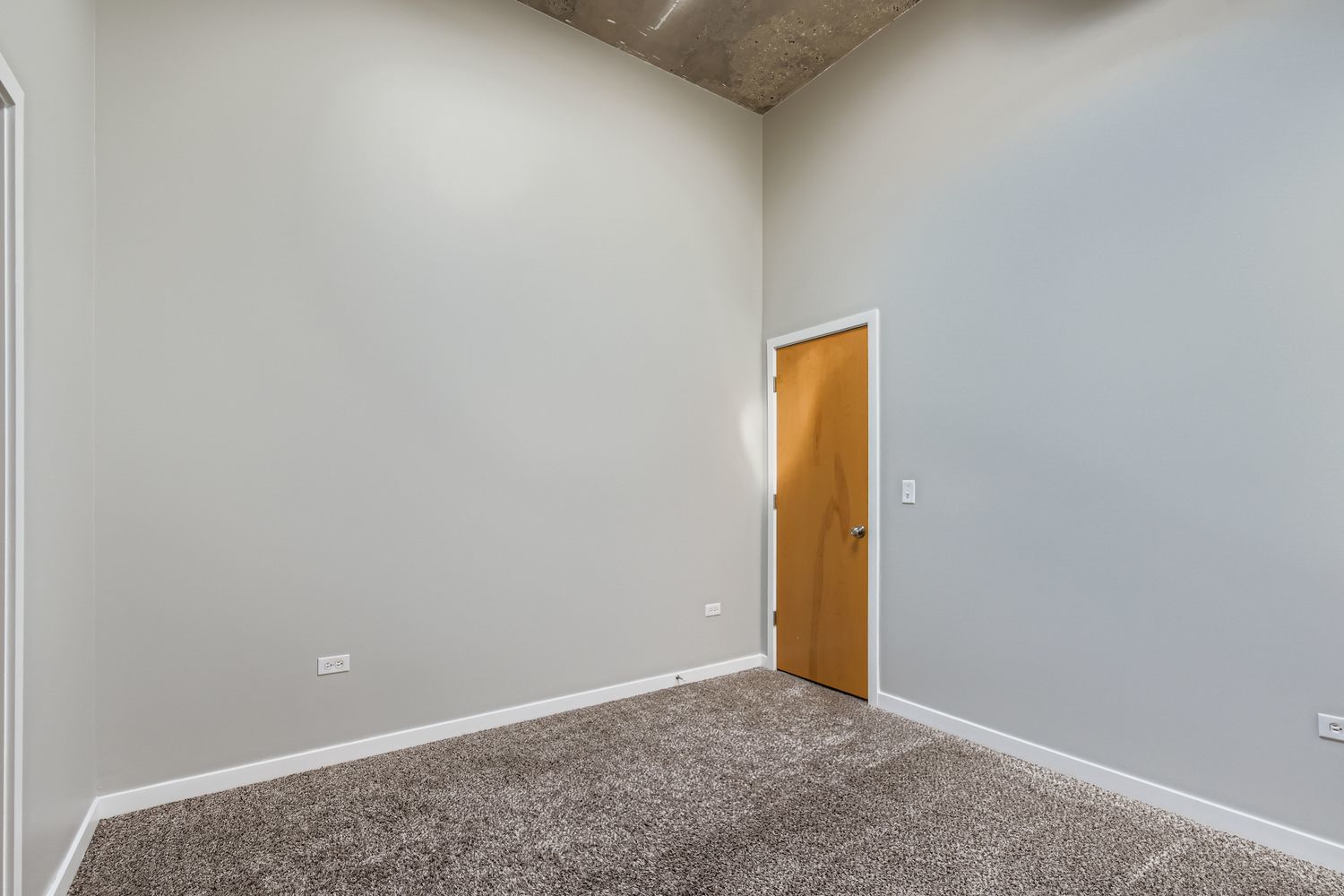 3963 W Belmont Avenue Unit: 336