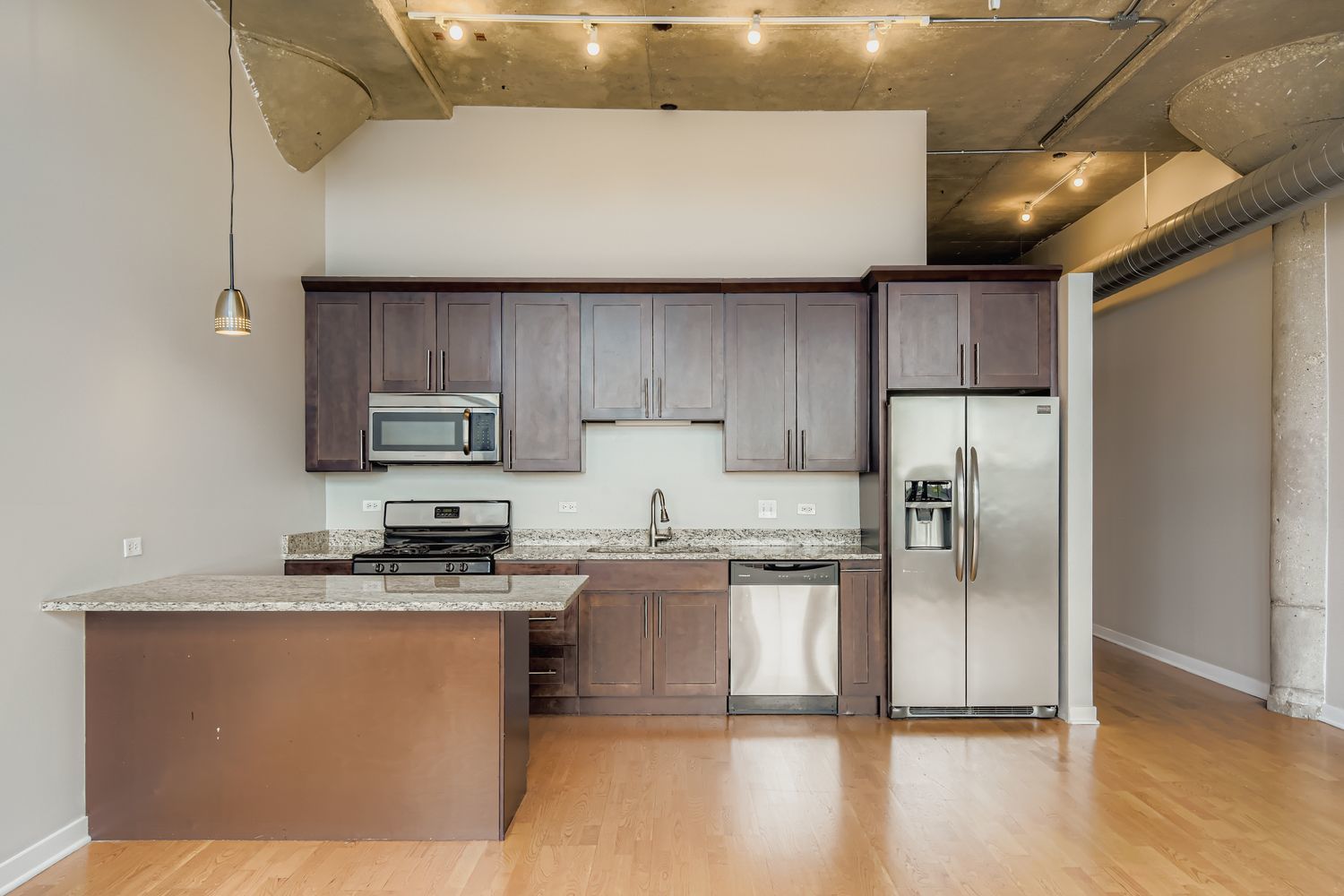 3963 W Belmont Avenue Unit: 336