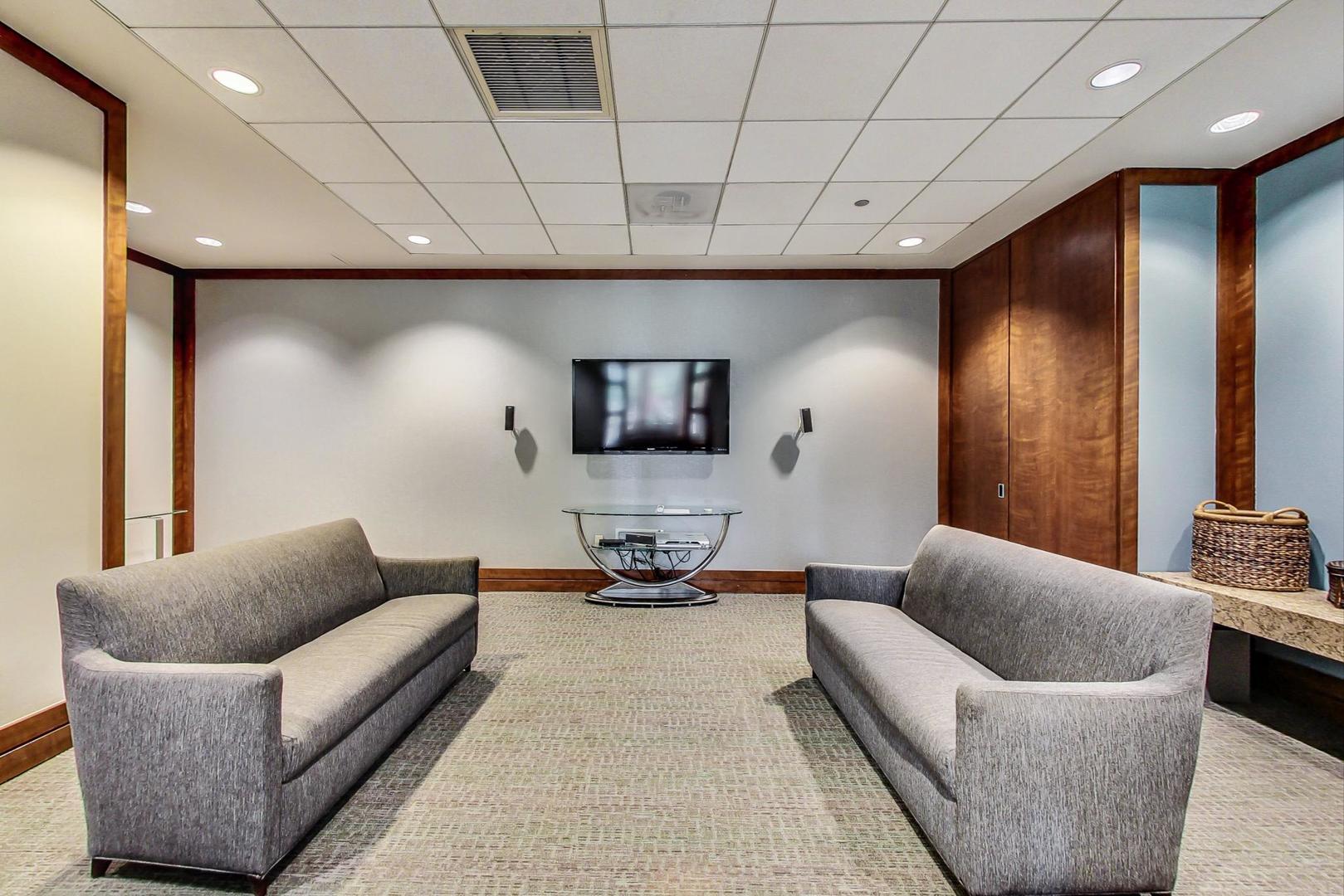 222 N Columbus Drive Unit: 3401
