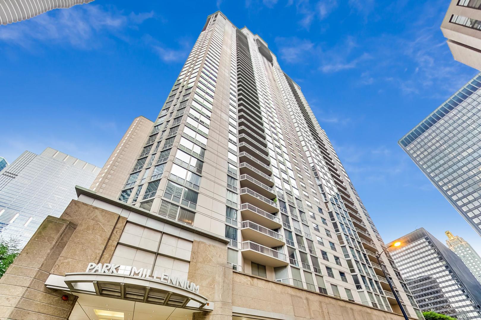 222 N Columbus Drive Unit: 3401