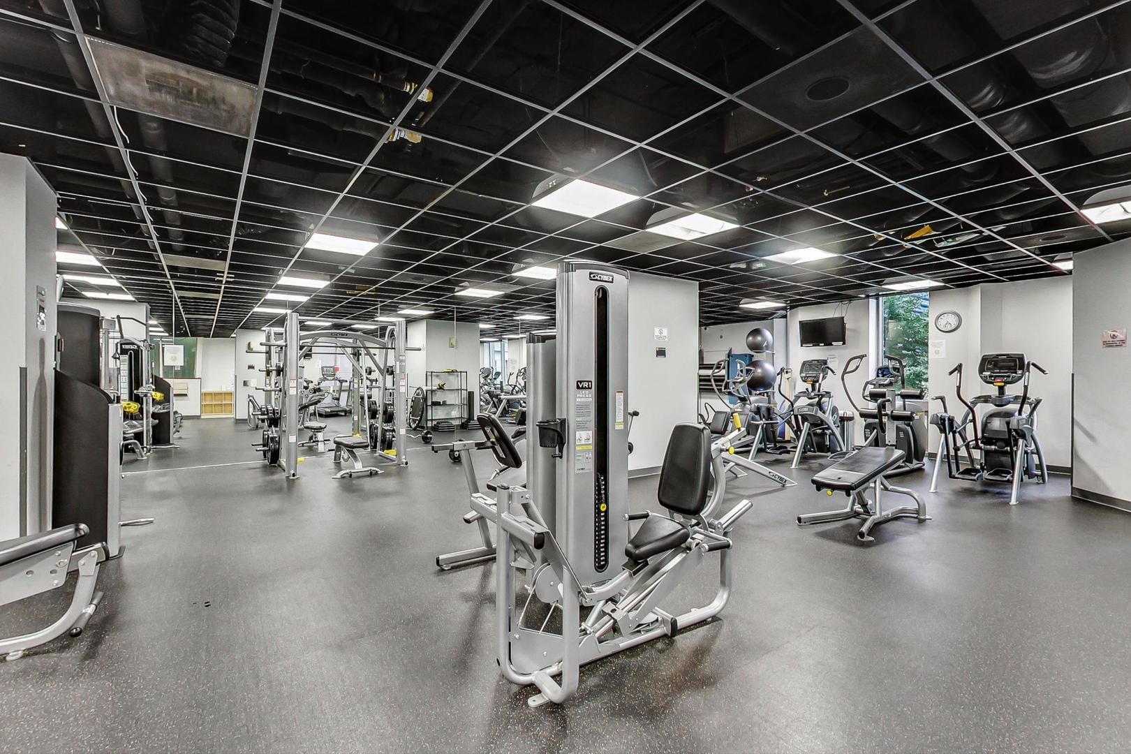 222 N Columbus Drive Unit: 3401