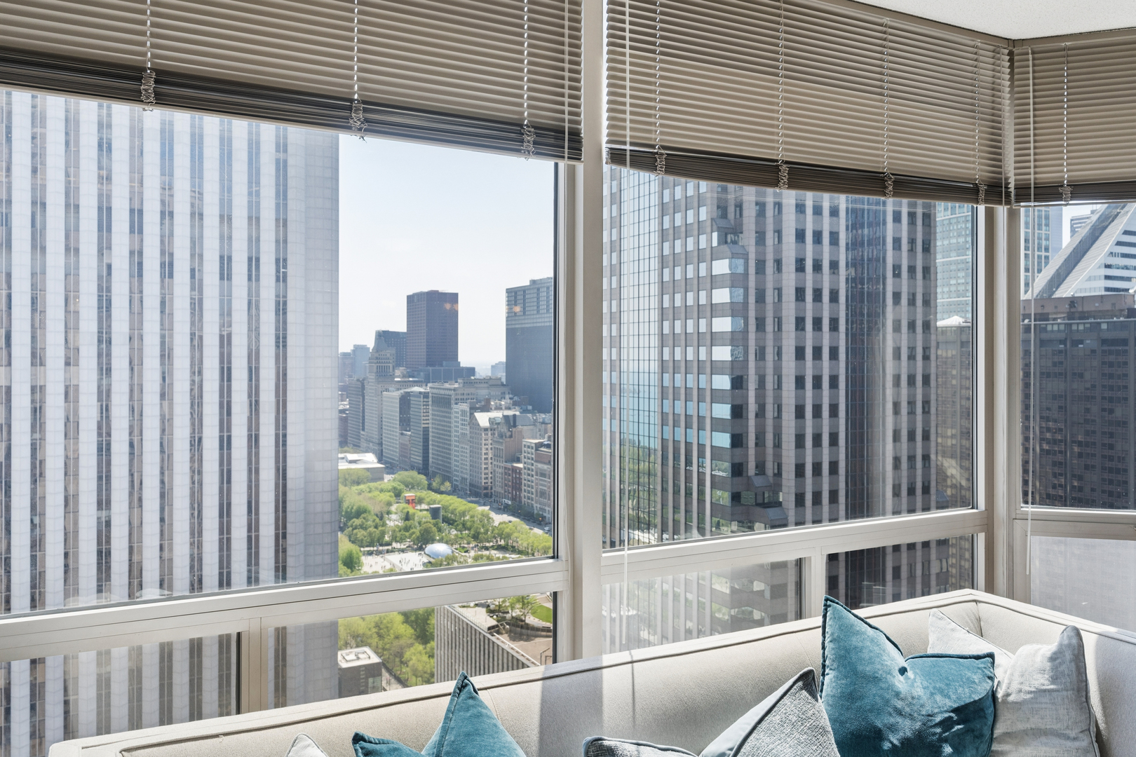222 N Columbus Drive Unit: 3401