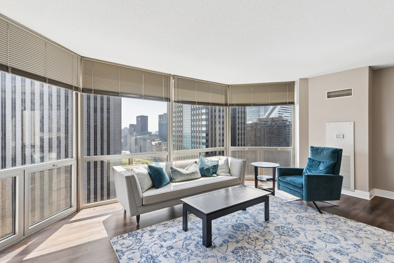 222 N Columbus Drive Unit: 3401