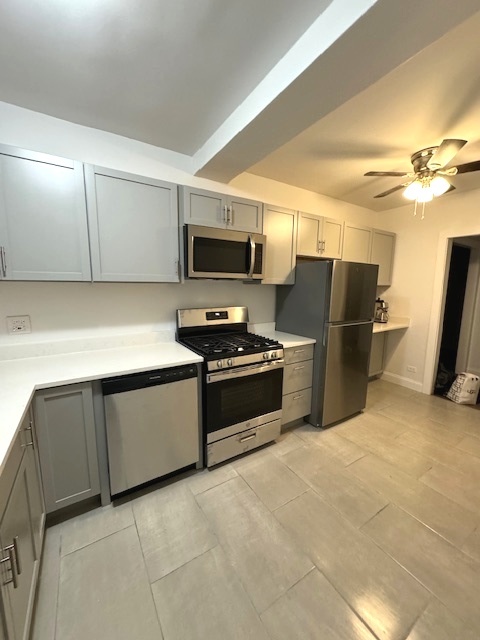 1070 W Thorndale Avenue Unit: 2M