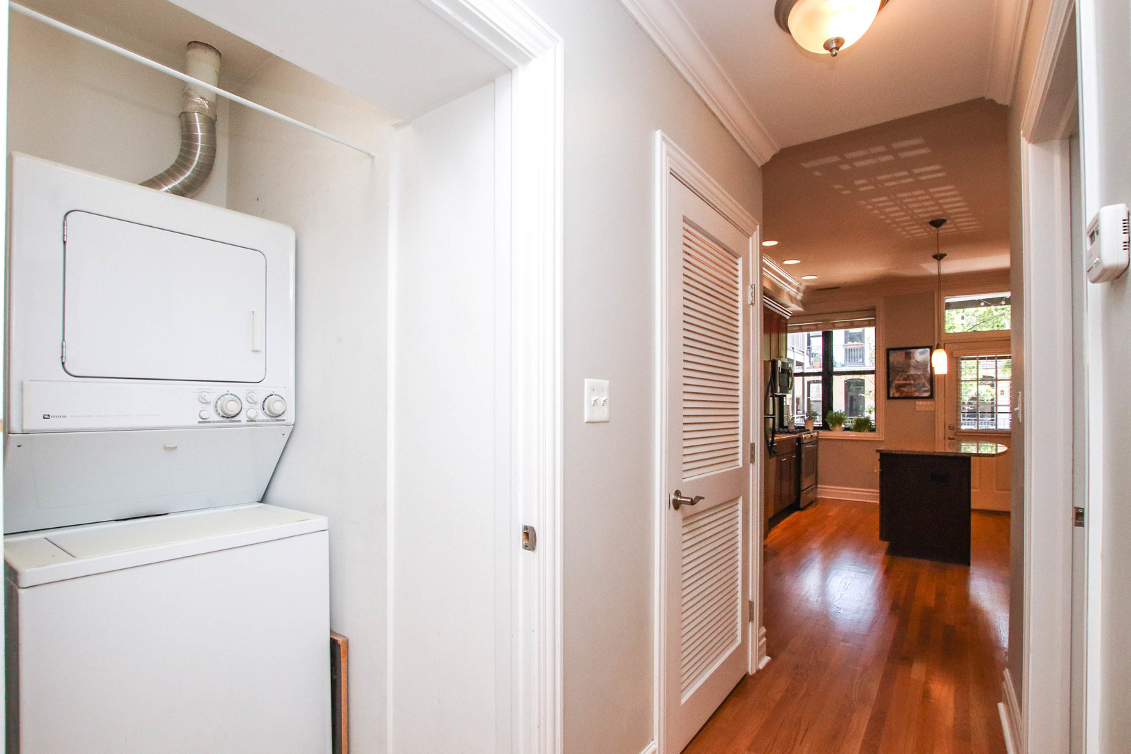 1709 N Crilly Court Unit: 2E