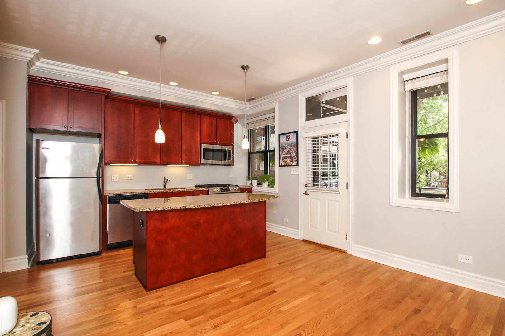 1709 N Crilly Court Unit: 2E