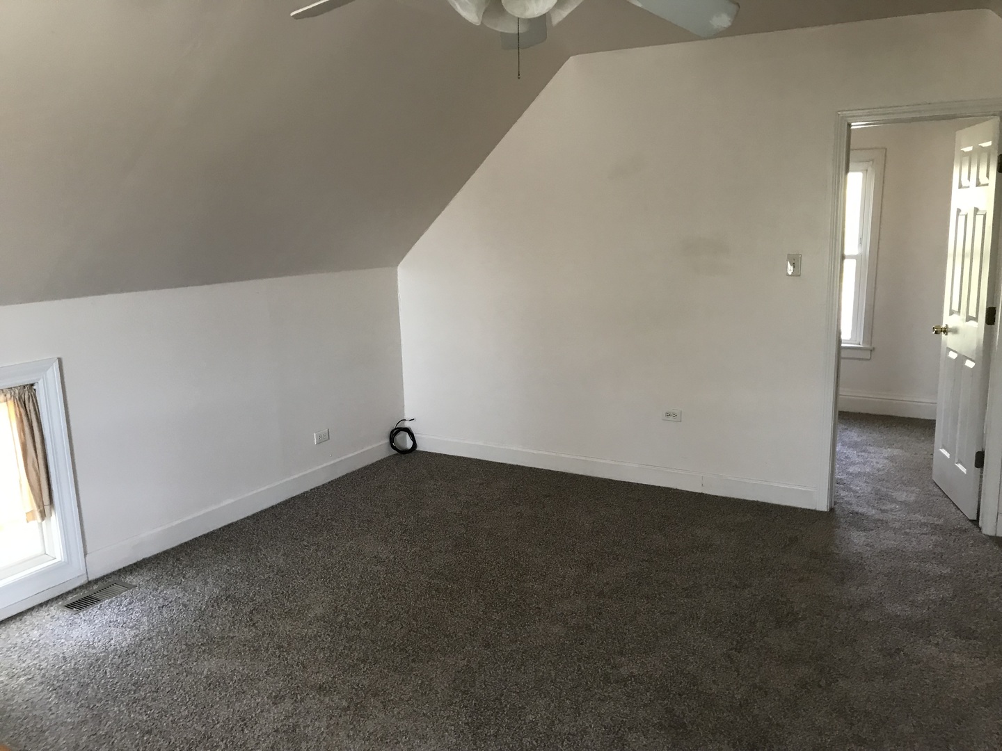 8834 Burlington Avenue Unit: 8834