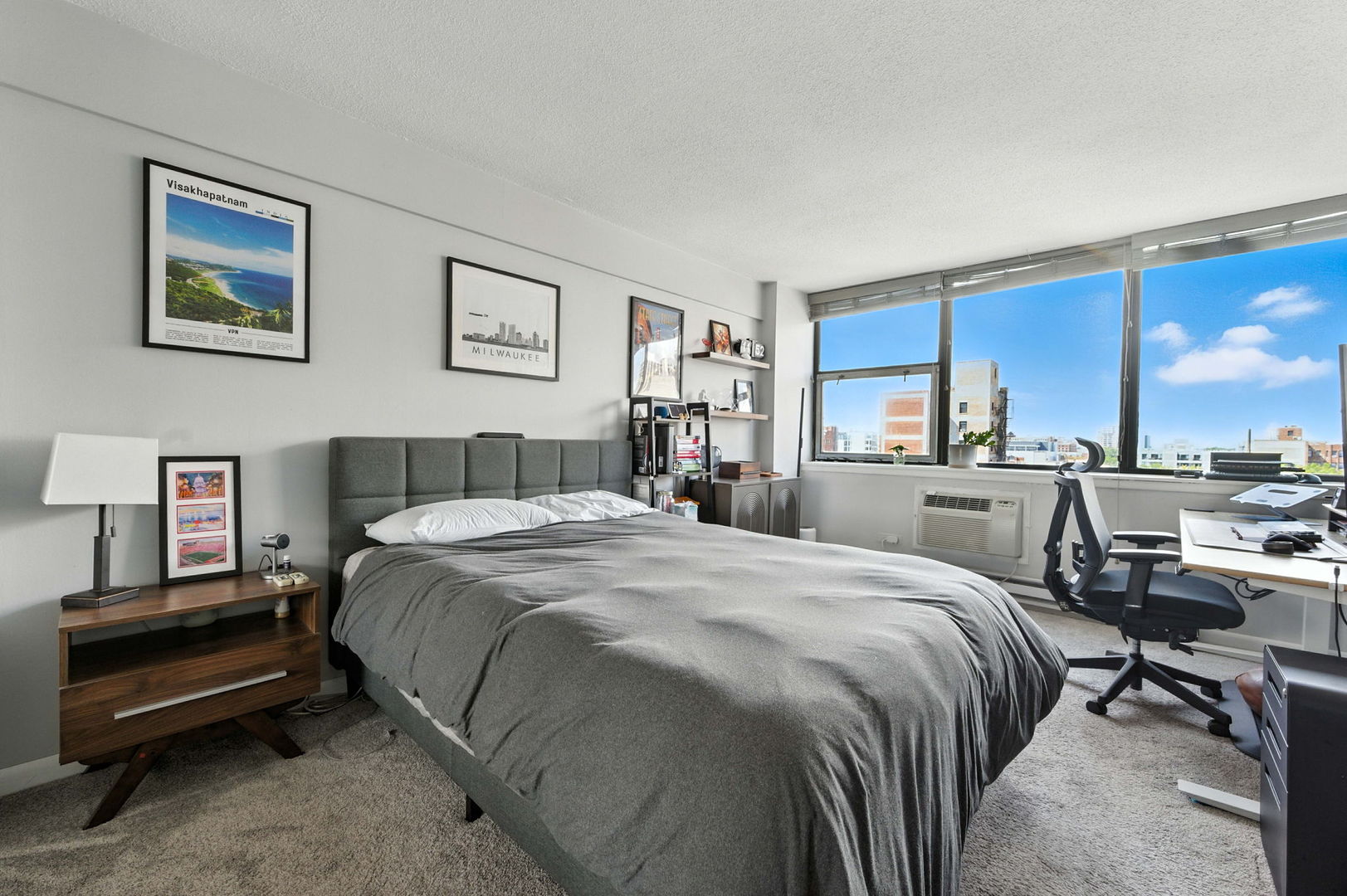 3110 N Sheridan Road Unit: 905