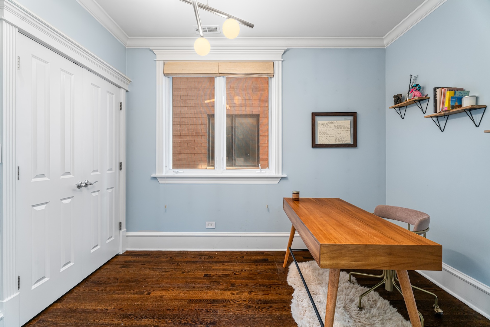 1363 N Mohawk Street Unit: 3