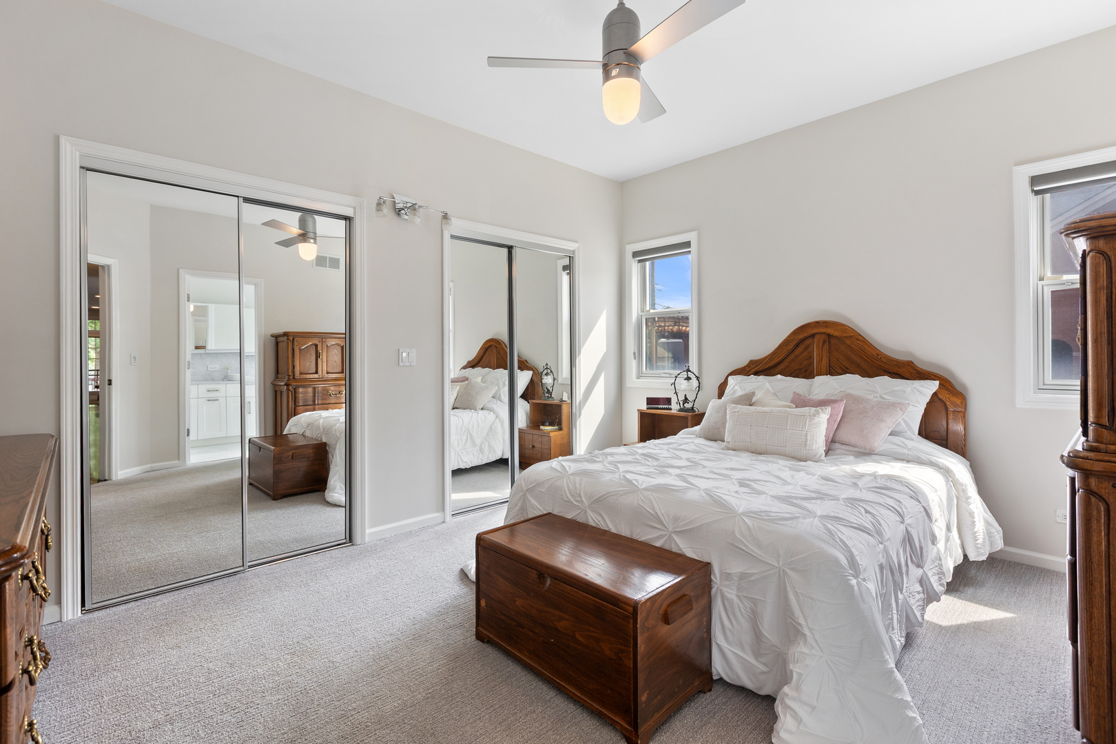 2729 N Sheffield Avenue Unit: 1S