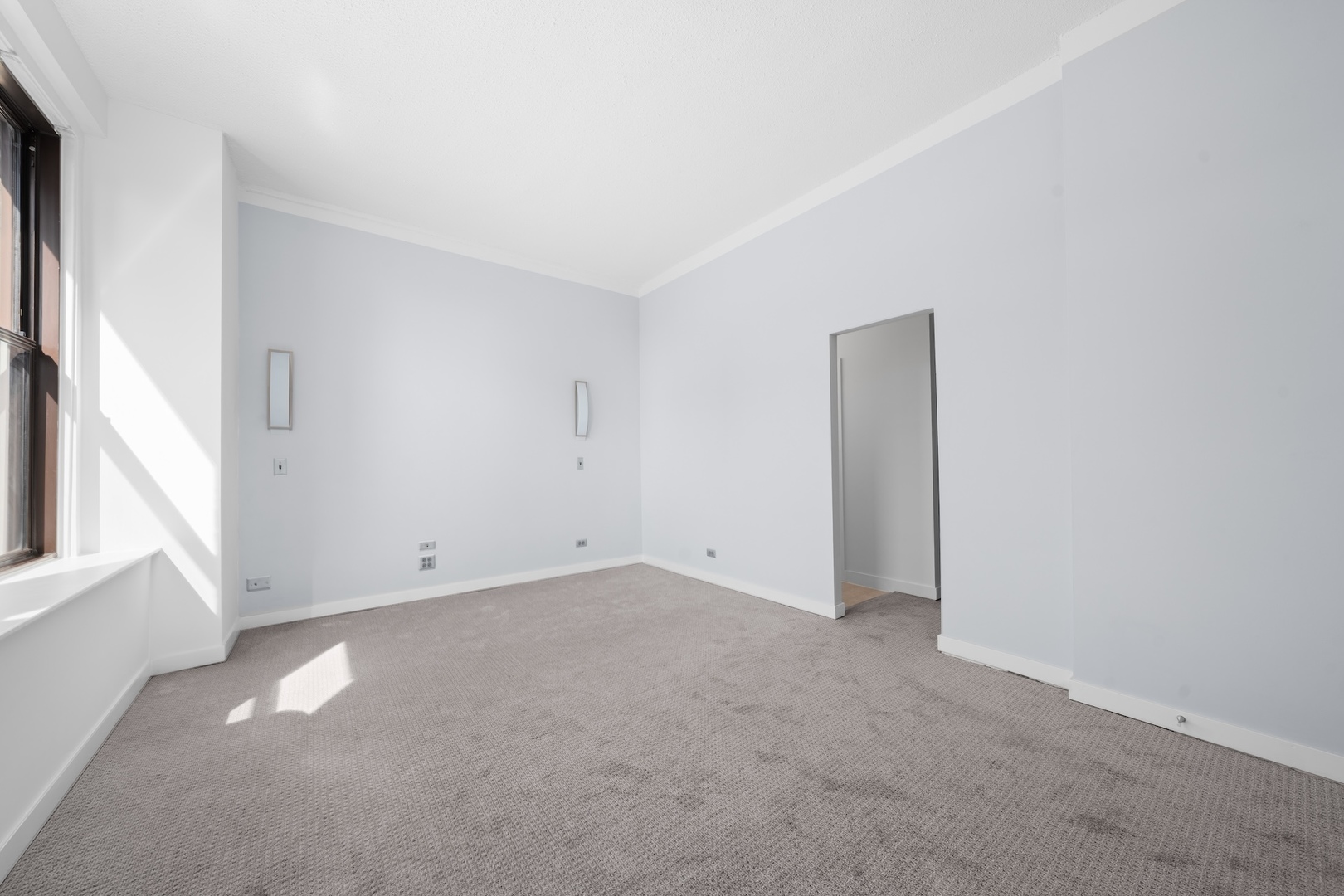 600 S Dearborn Street Unit: 1007