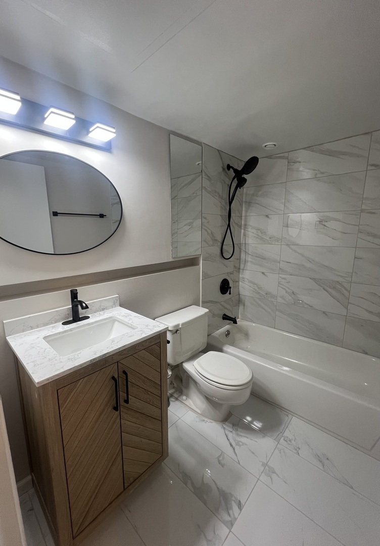 40 E 9th Street Unit: 815