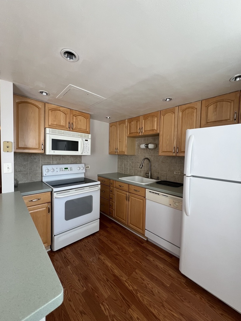 40 E 9th Street Unit: 815