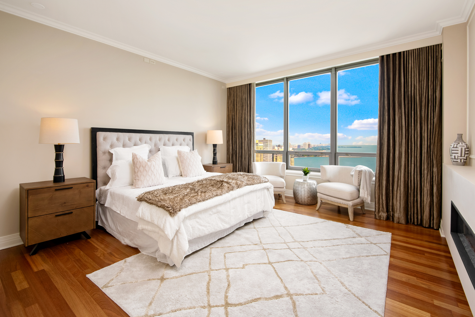 600 N Lake Shore Drive Unit: 3605
