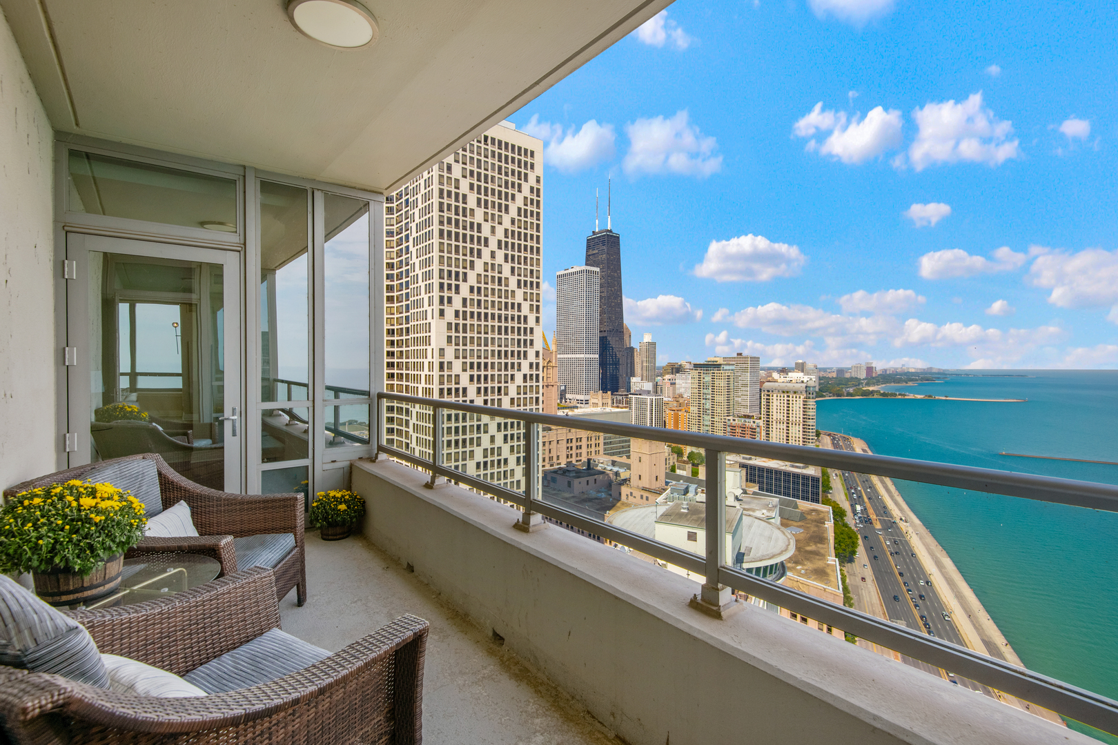 600 N Lake Shore Drive Unit: 3605