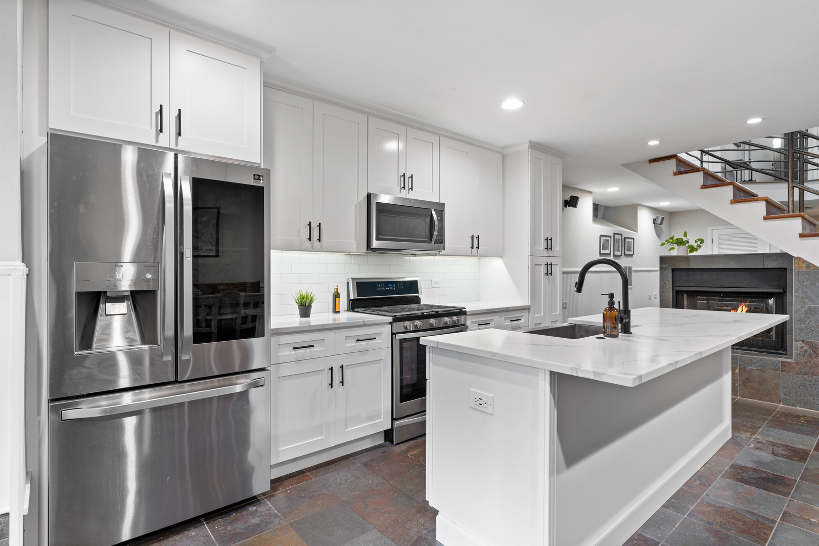 1312 N LEAVITT Street Unit: 1