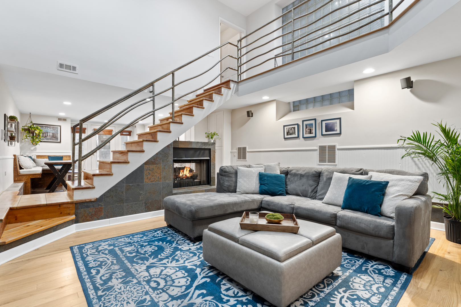 1312 N LEAVITT Street Unit: 1