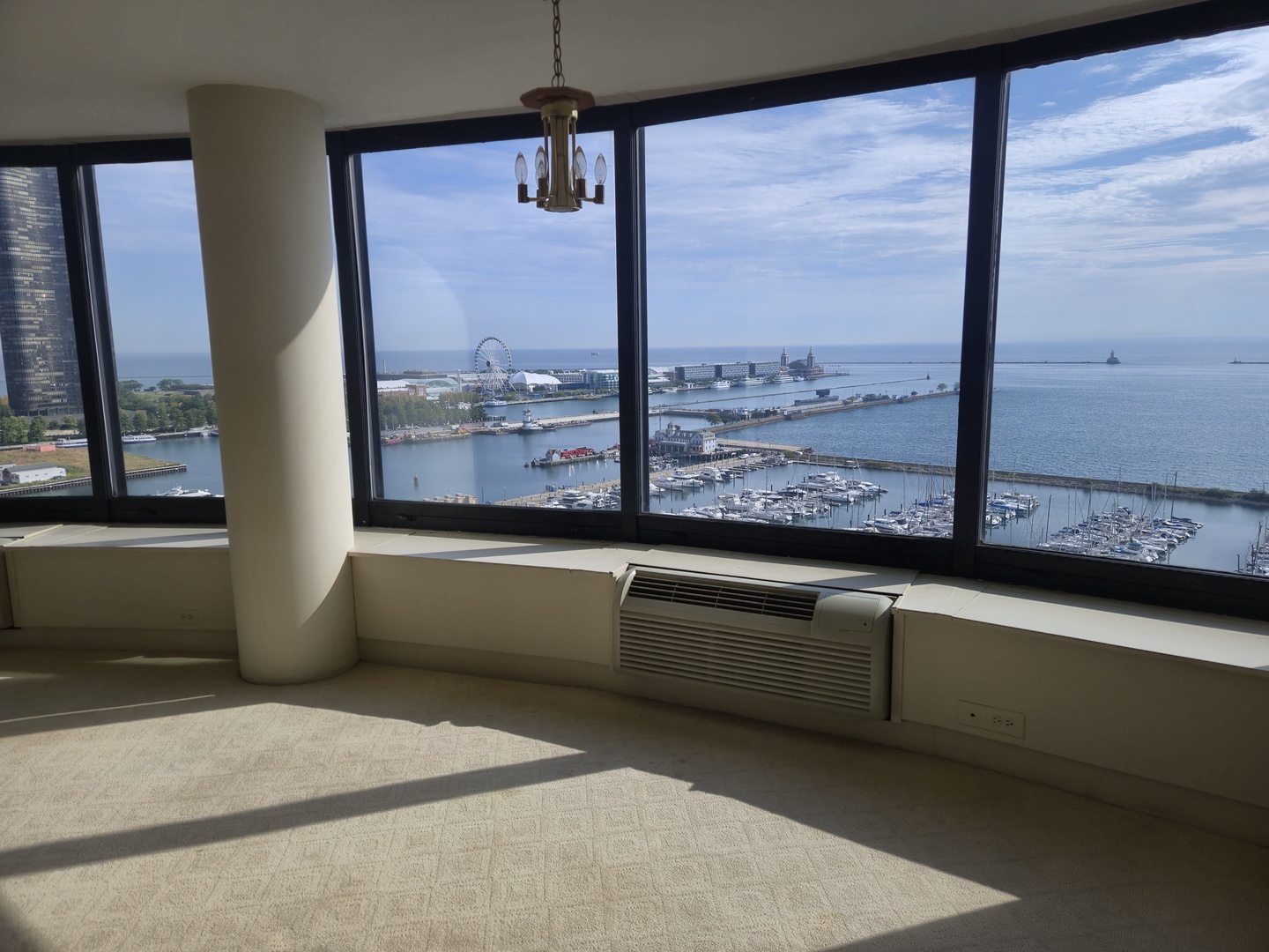 155 N HARBOR Drive Unit: 1508
