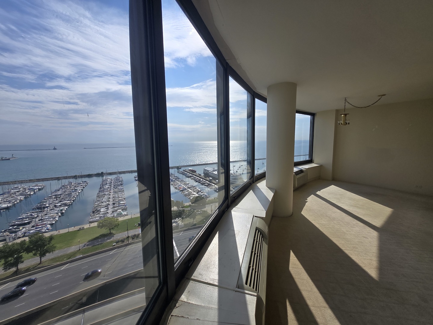155 N HARBOR Drive Unit: 1508