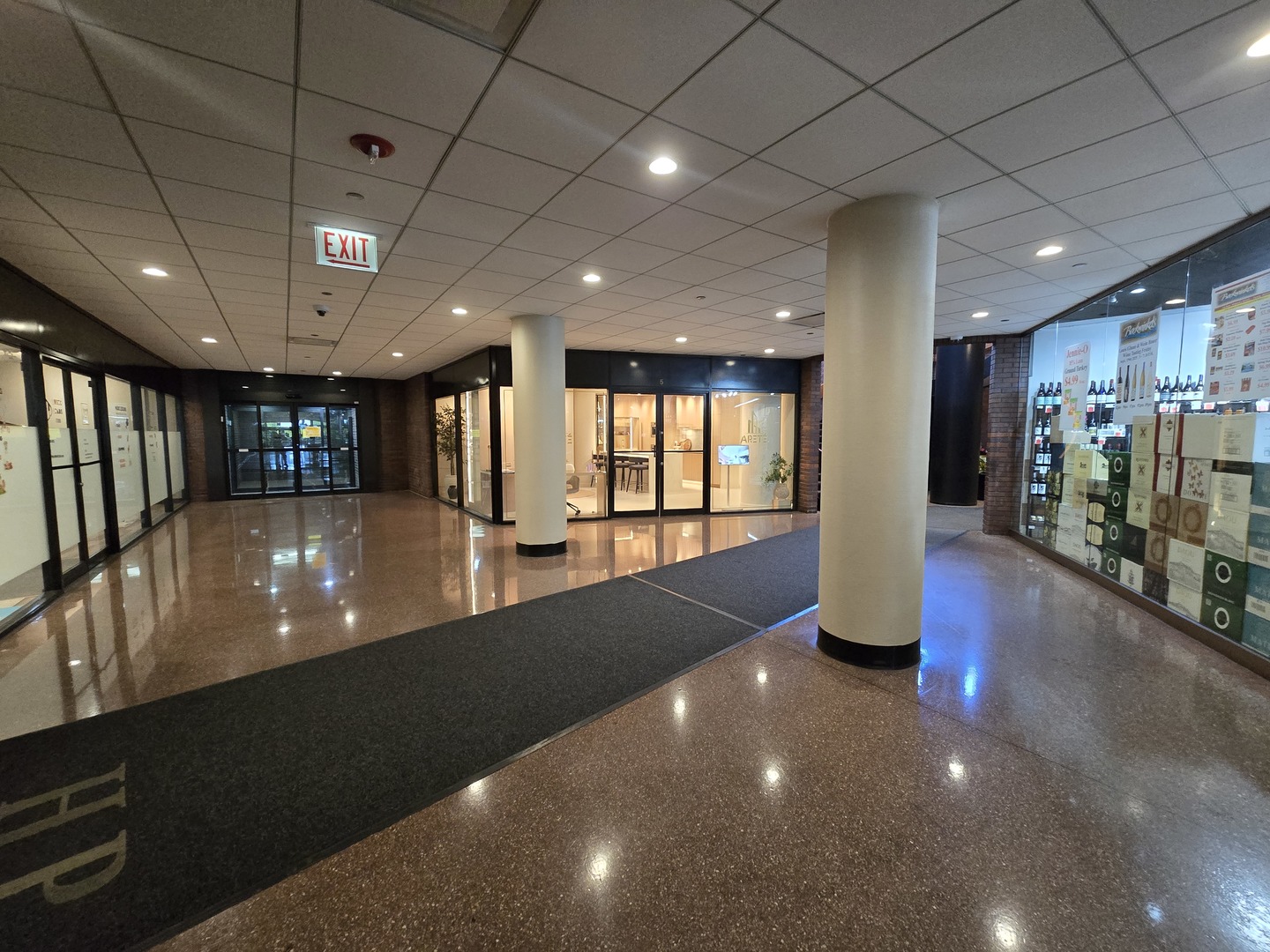 155 N HARBOR Drive Unit: 1508
