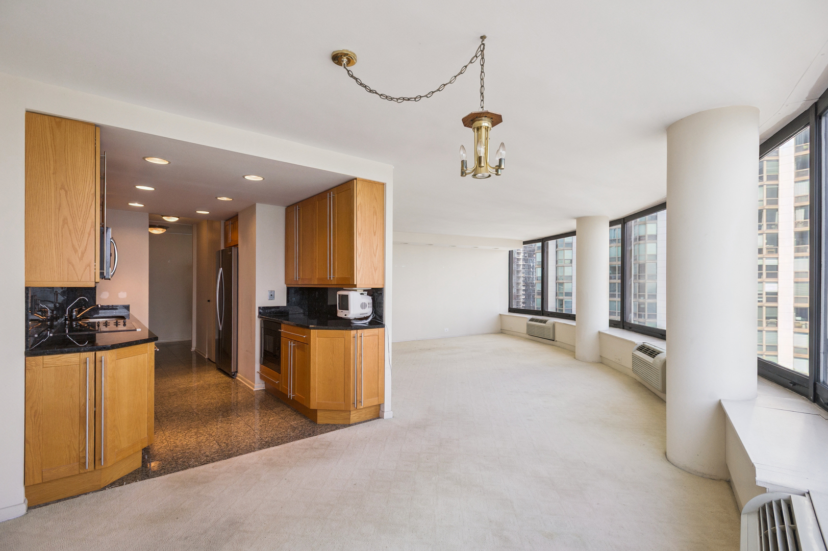 155 N HARBOR Drive Unit: 1508