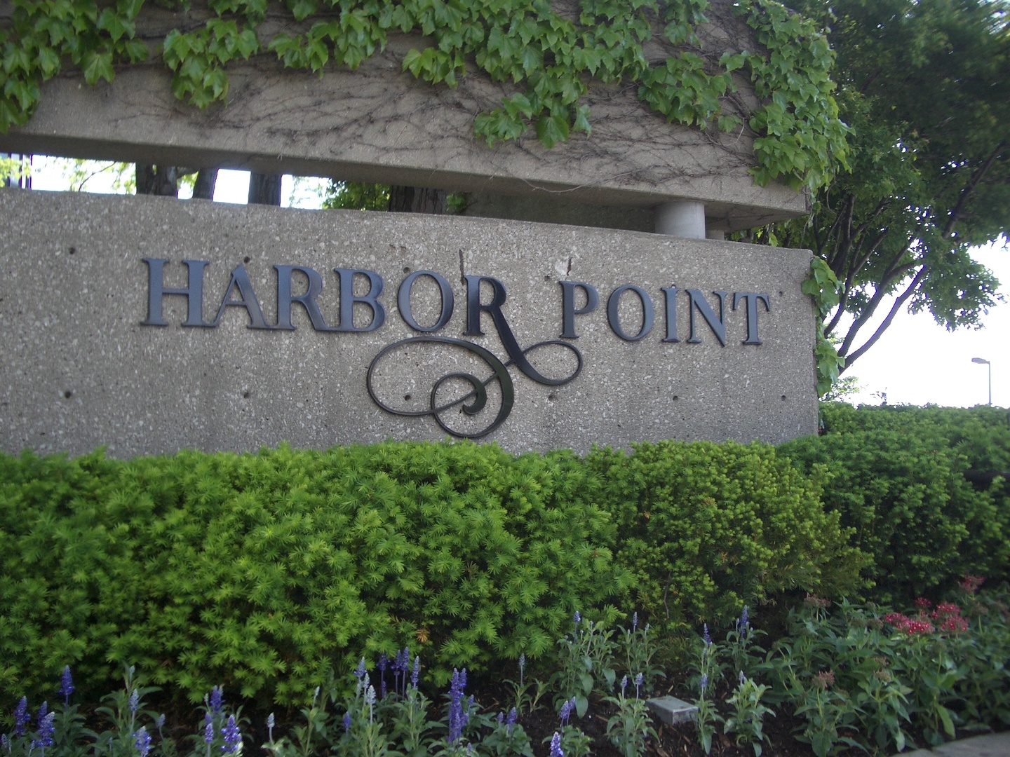 155 N HARBOR Drive Unit: 1508