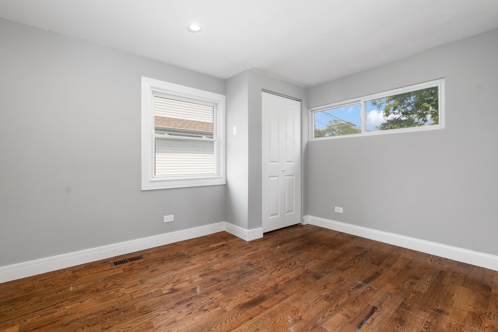 169 S Villa Avenue