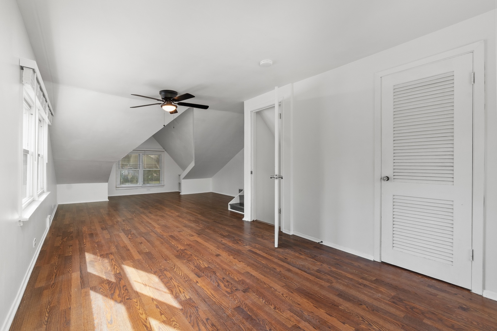 169 S Villa Avenue
