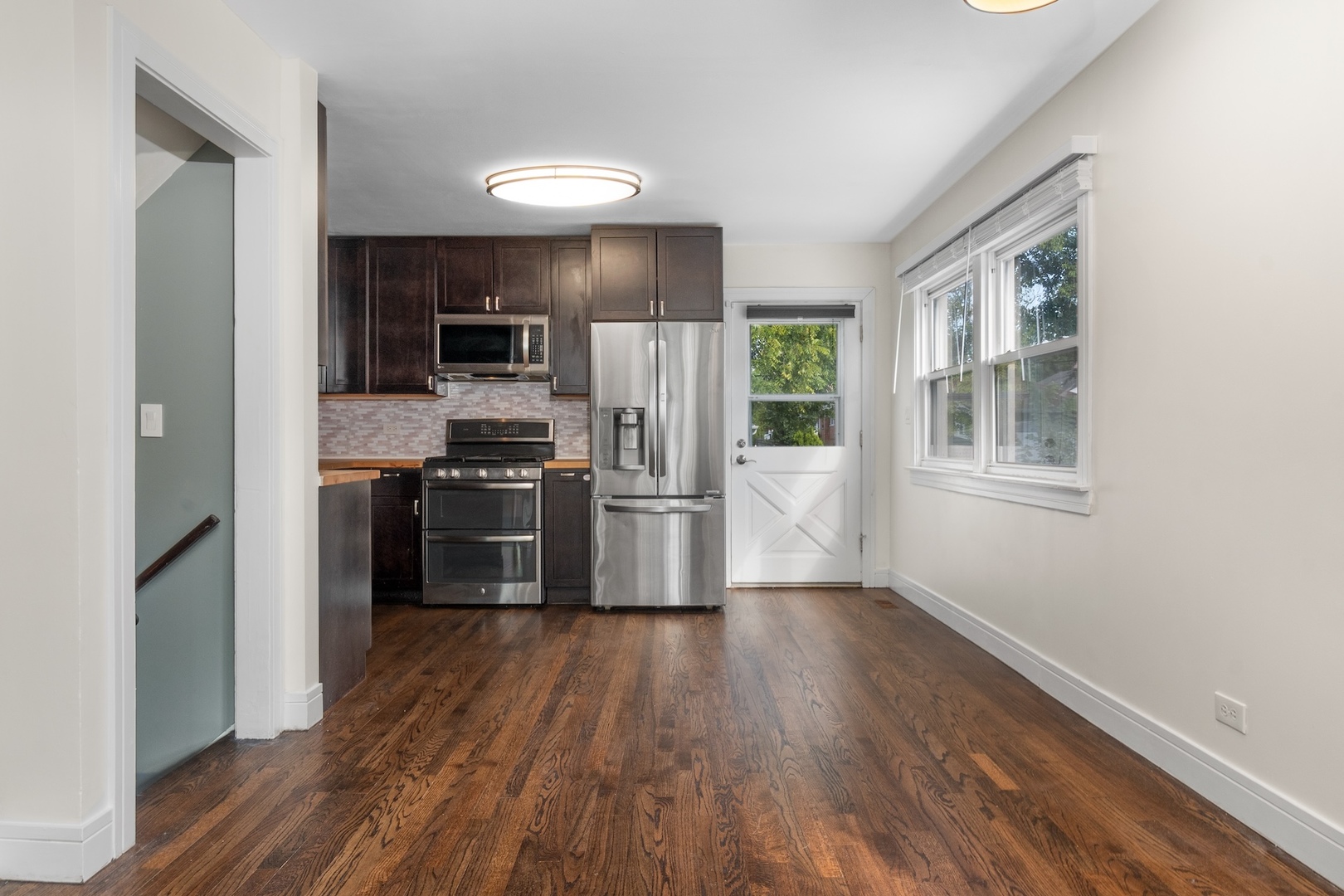 169 S Villa Avenue