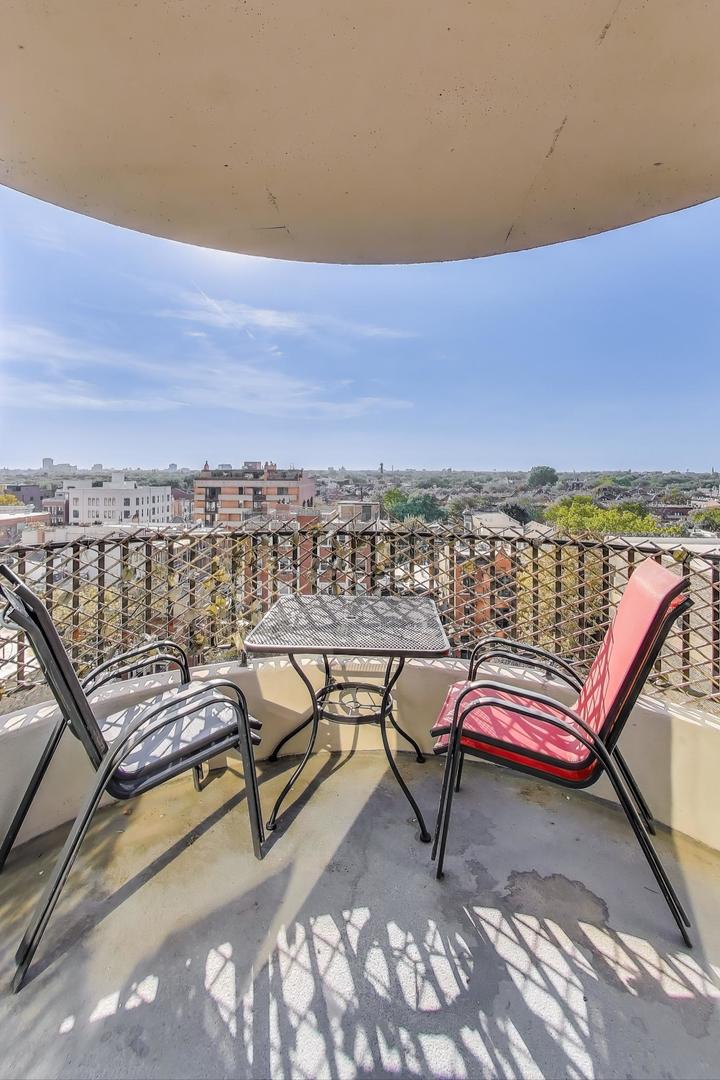 2020 N LINCOLN PARK WEST Unit: 7A