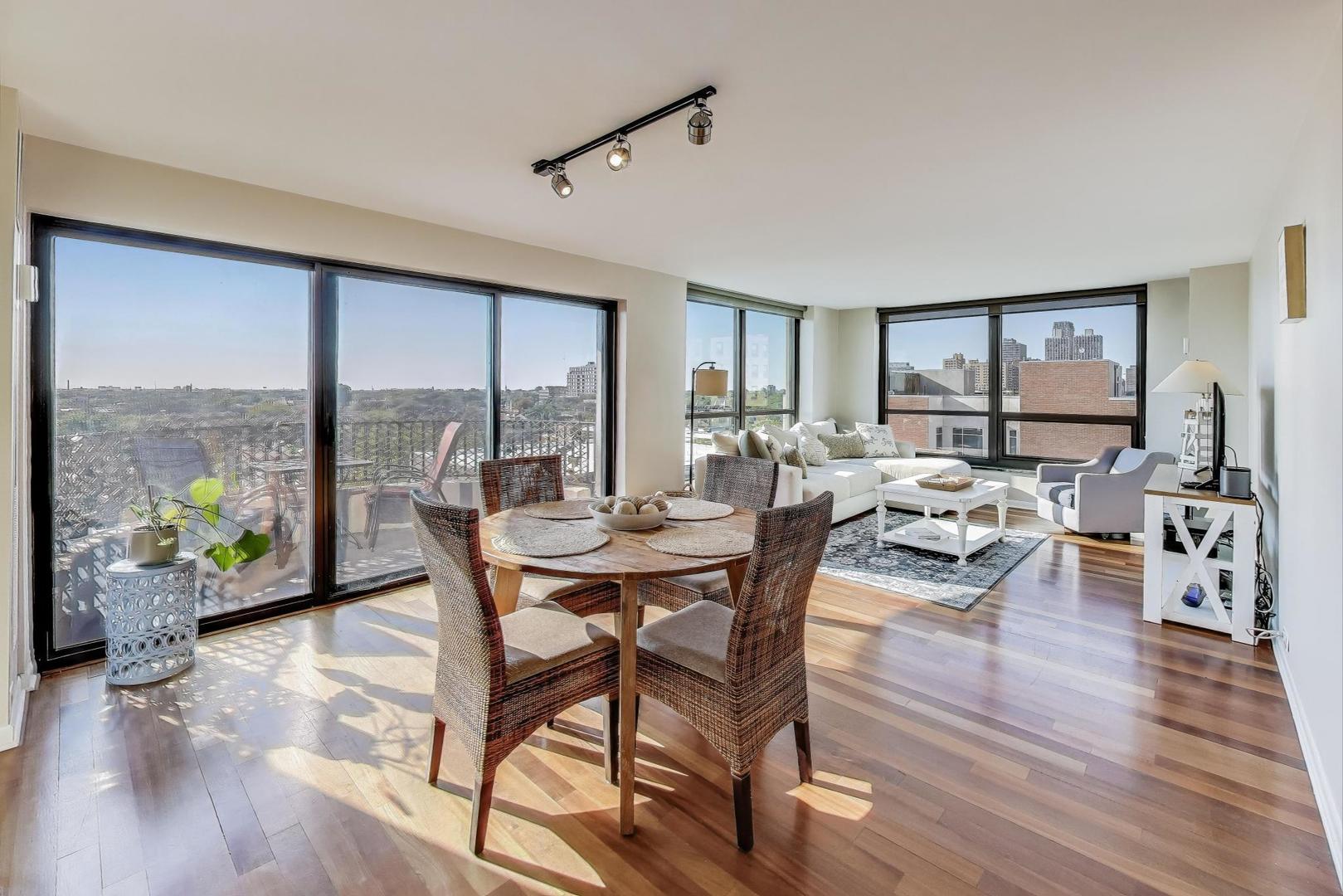 2020 N LINCOLN PARK WEST Unit: 7A