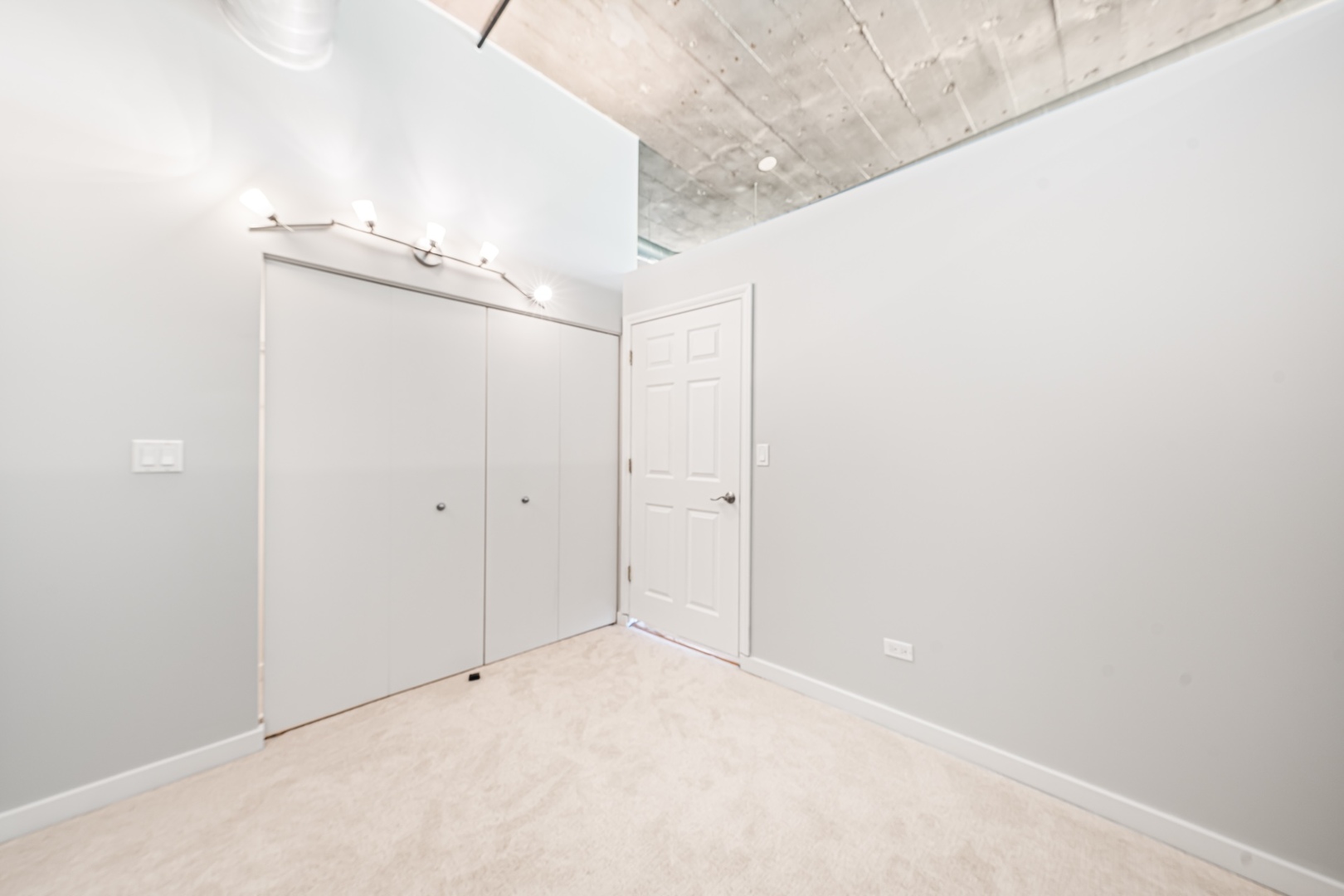 1001 W 15th Street Unit: 342