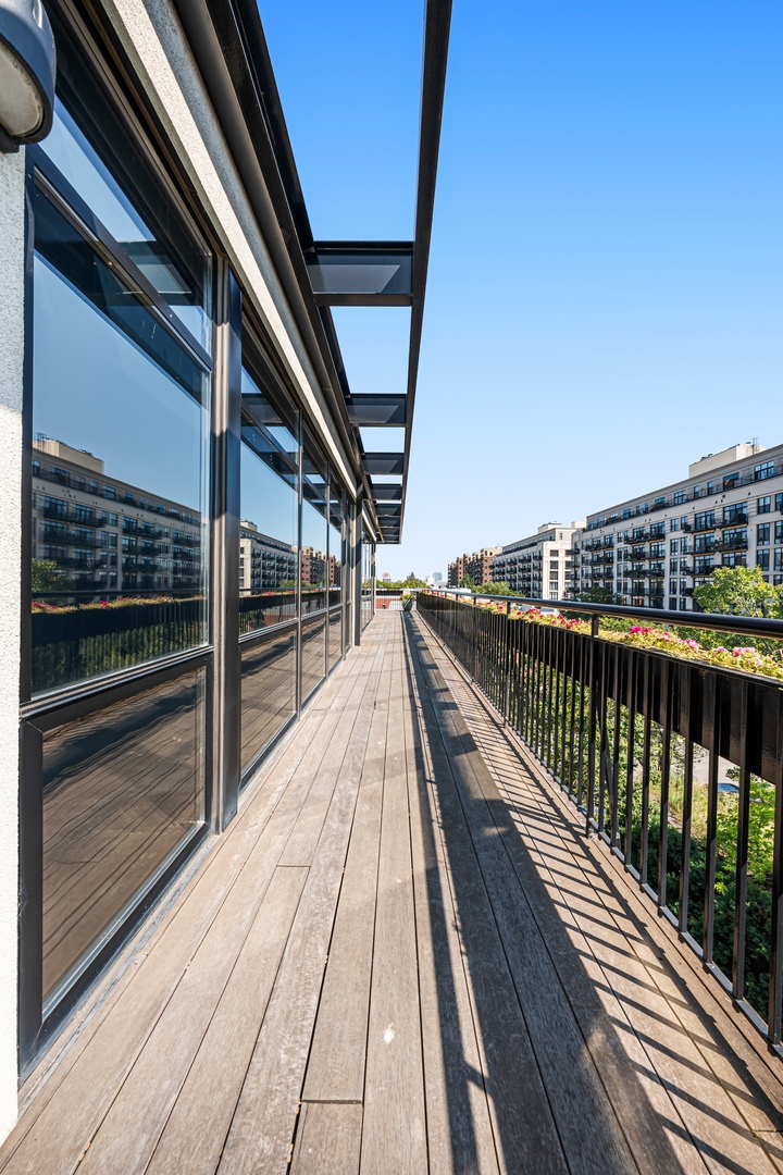 1001 W 15th Street Unit: 342