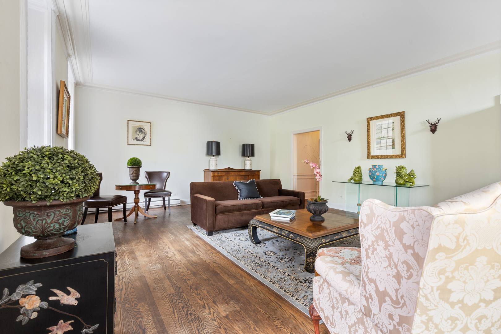 70 E Scott Street Unit: 205