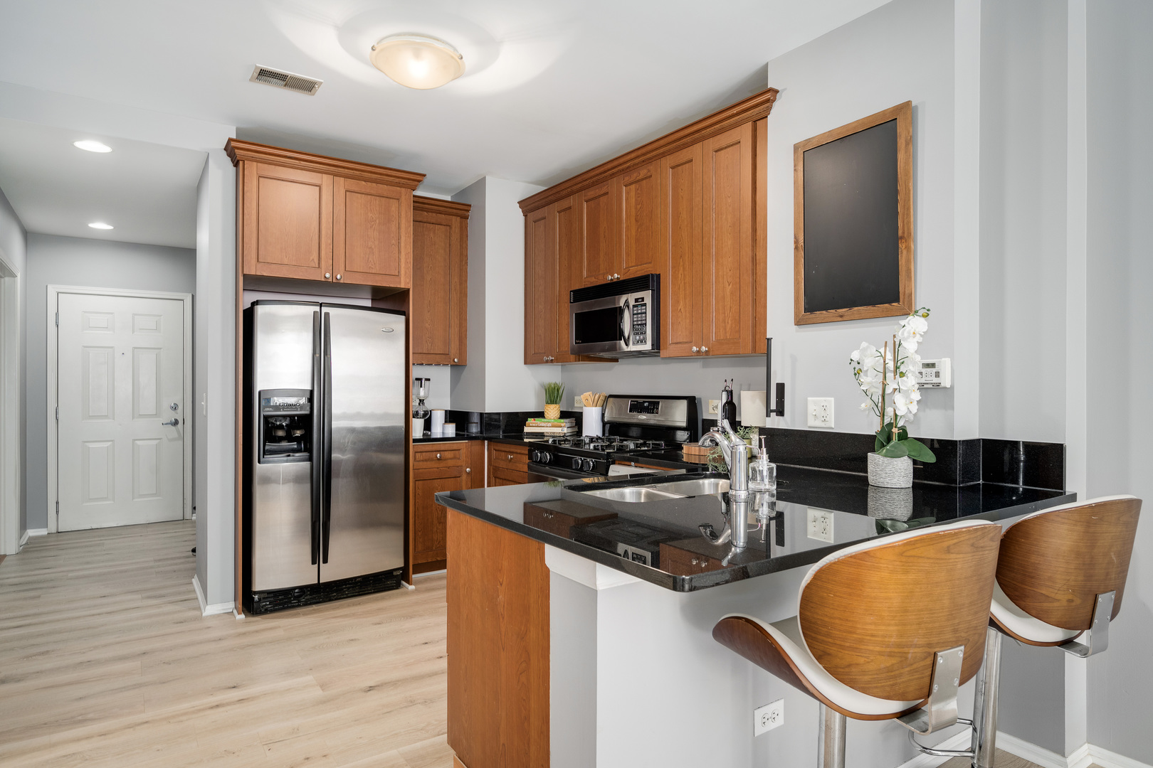 520 N Halsted Street Unit: 507