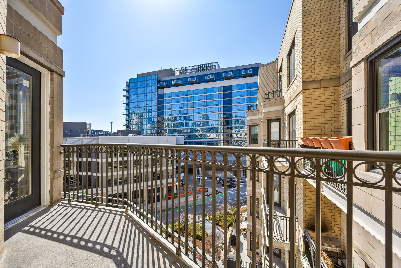 520 N Halsted Street Unit: 507